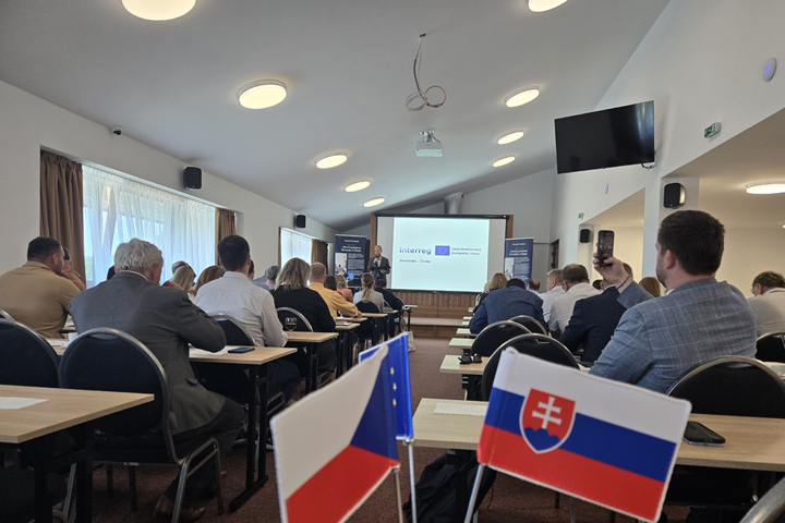 Dvoudenná konferencia k projektu