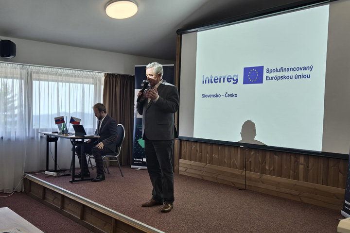 Dvoudenná konferencia k projektu